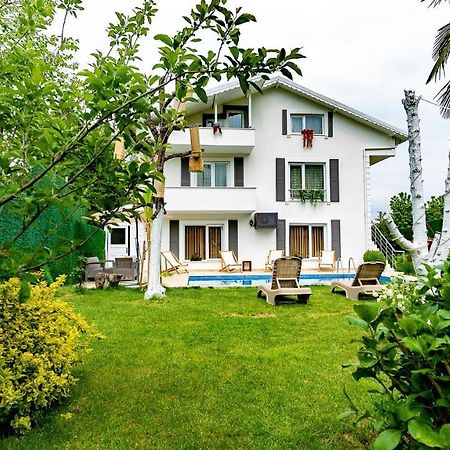 Villa Atlas Muhafazakar Havuzlu, Mustakil Genis Bahceli Sapanca Exterior foto