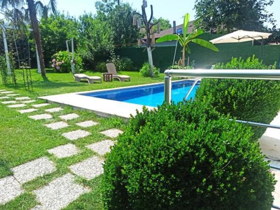 Villa Atlas Muhafazakar Havuzlu, Mustakil Genis Bahceli Sapanca Exterior foto