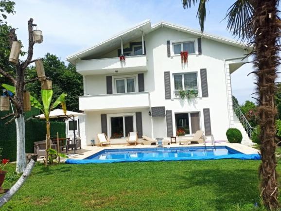 Villa Atlas Muhafazakar Havuzlu, Mustakil Genis Bahceli Sapanca Exterior foto